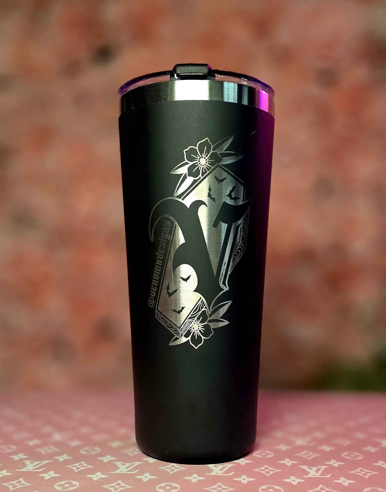 Coffin tumbler