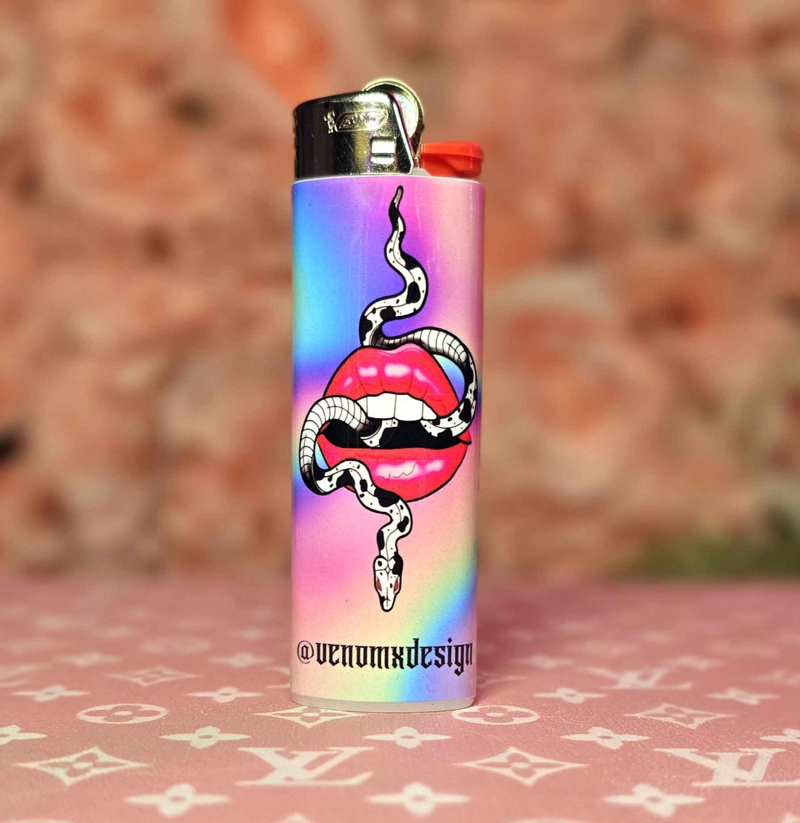 Custom lighter